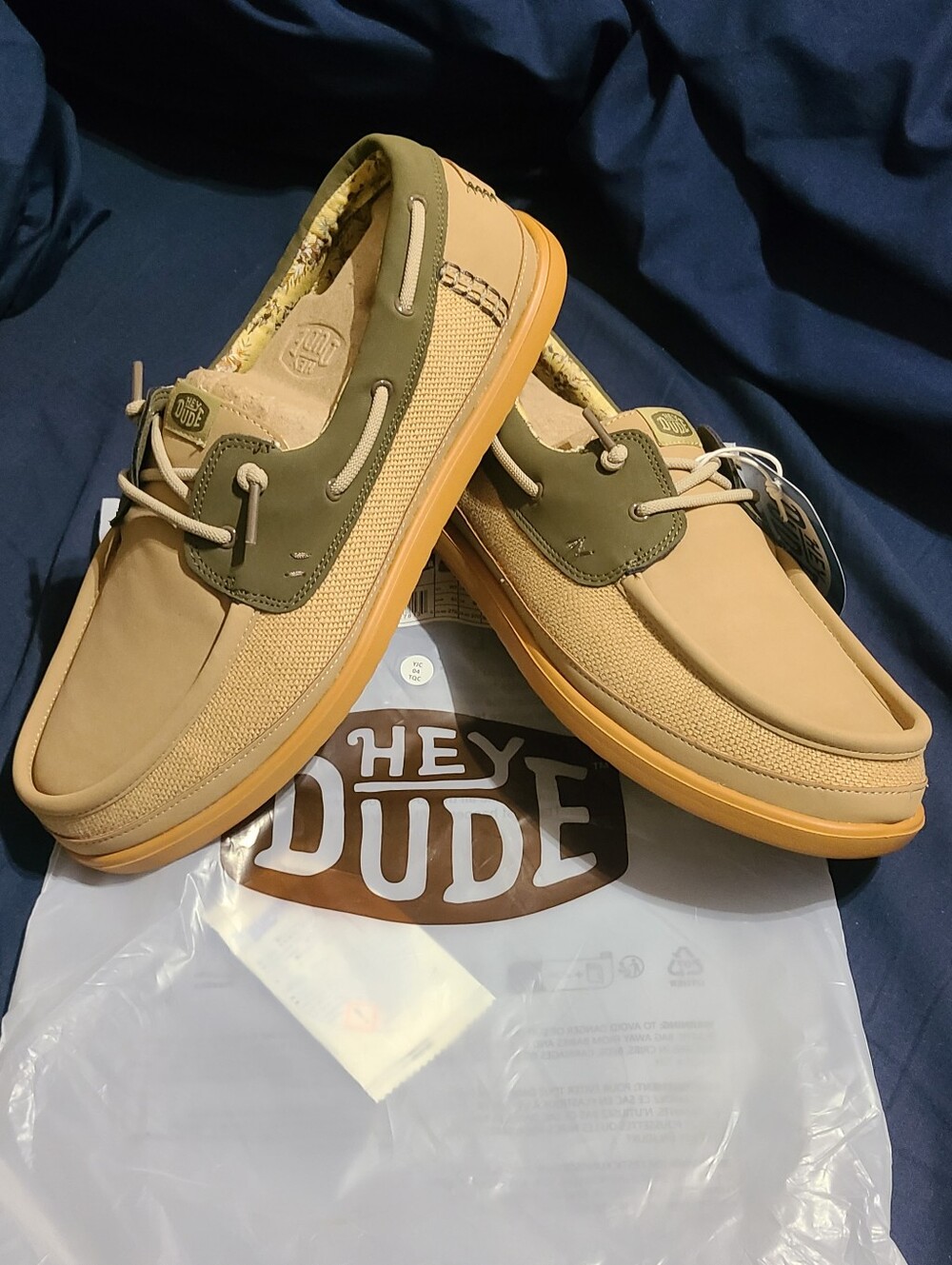 Hey Dude Harbor Lo Craft "Olive/Tan", New In Original Packaging! Men 9/Women 11